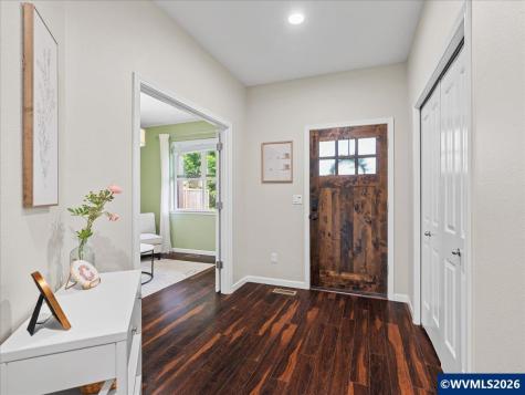 711 Pintail Street Silverton OR 97381