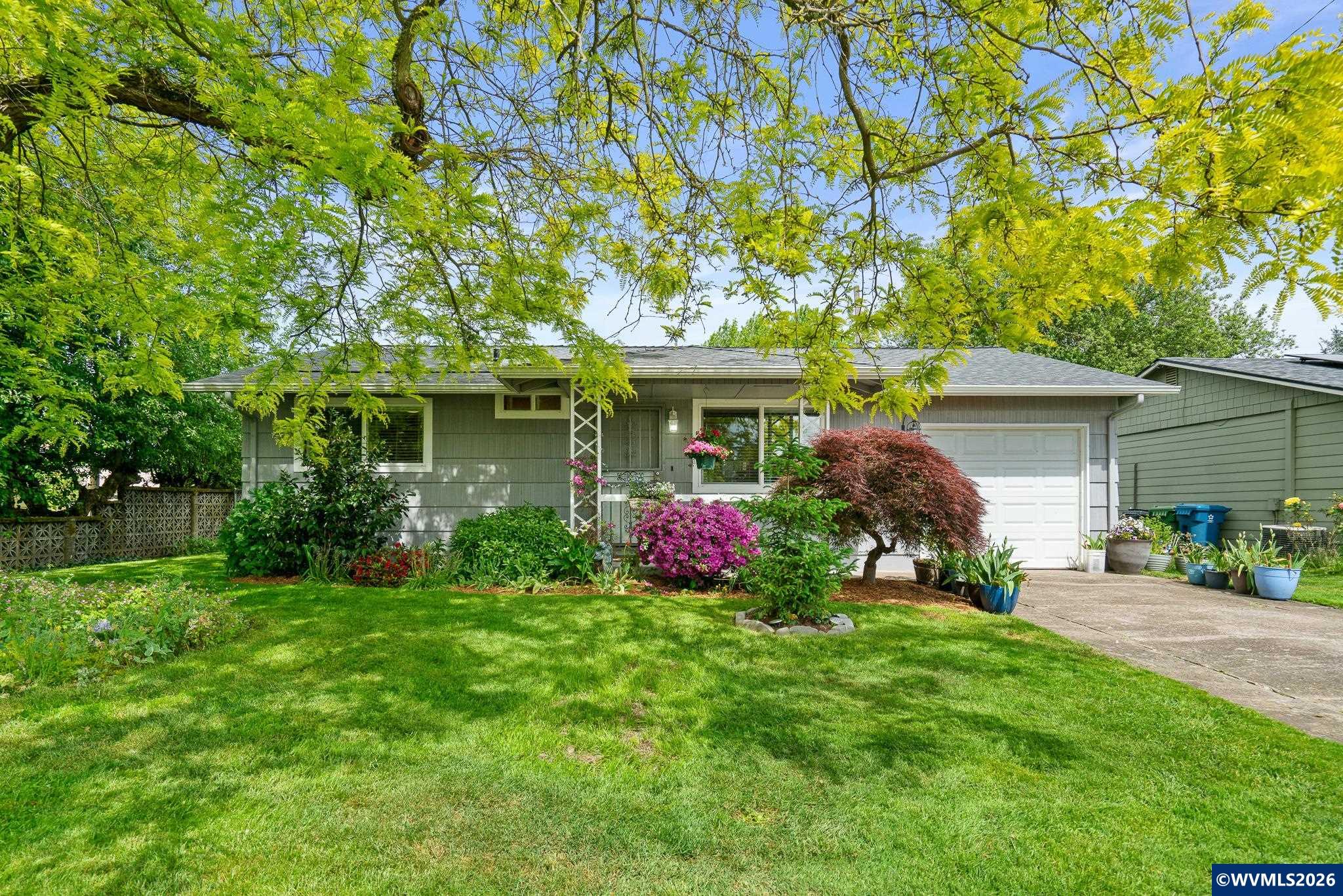 1153 Dellmoor Way Woodburn OR 97071