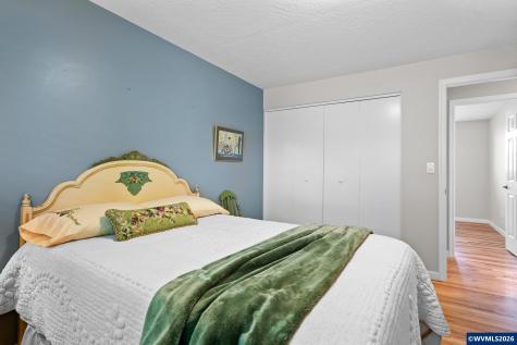 1153 Dellmoor Way Woodburn OR 97071