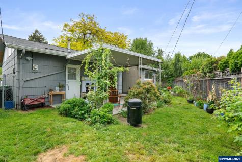 1153 Dellmoor Way Woodburn OR 97071