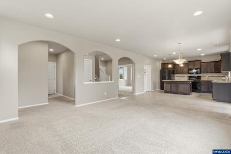 2641 Red Oak Street NW Albany OR 97321