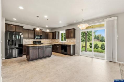 2641 Red Oak Street NW Albany OR 97321