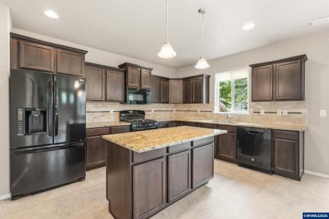 2641 Red Oak Street NW Albany OR 97321
