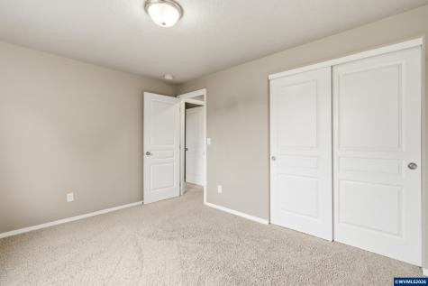 2641 Red Oak Street NW Albany OR 97321