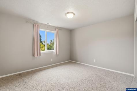 2641 Red Oak Street NW Albany OR 97321