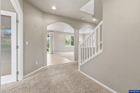 2641 Red Oak Street NW Albany OR 97321