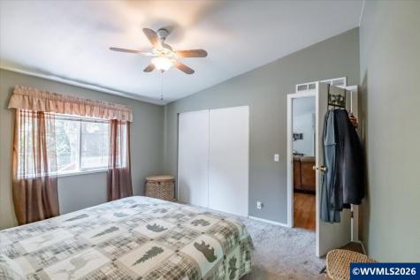 43077 N River Drive Sweet Home OR 97386