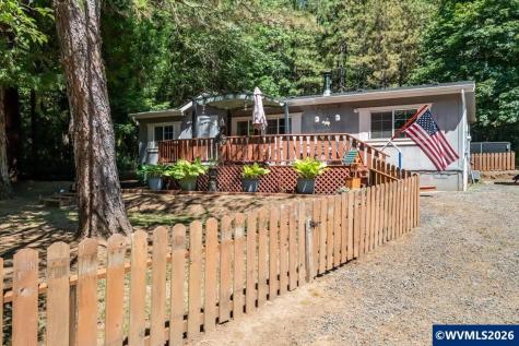 43077 N River Drive Sweet Home OR 97386