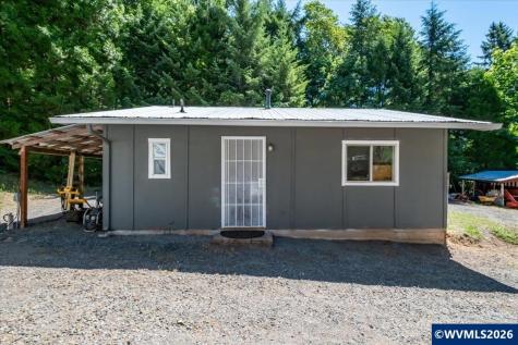 43077 N River Drive Sweet Home OR 97386