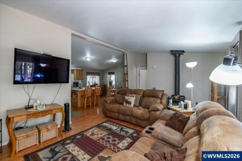 43077 N River Drive Sweet Home OR 97386