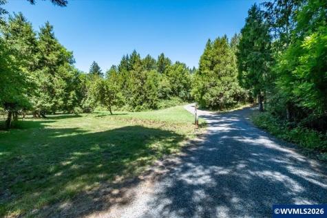 43077 N River Drive Sweet Home OR 97386