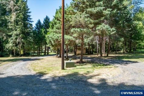 43077 N River Drive Sweet Home OR 97386