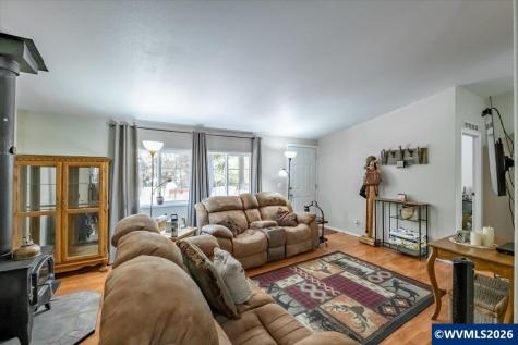 43077 N River Drive Sweet Home OR 97386