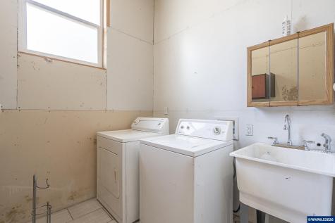 30626 W View Drive Lebanon OR 97355