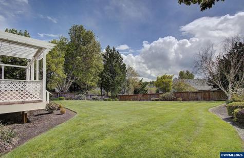 1615 Sisters Court NW Salem OR 97304