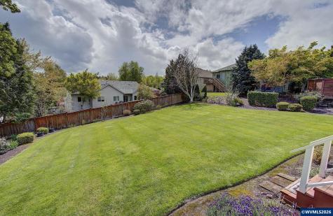 1615 Sisters Court NW Salem OR 97304