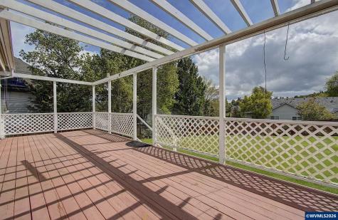 1615 Sisters Court NW Salem OR 97304