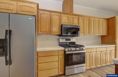 1615 Sisters Court NW Salem OR 97304