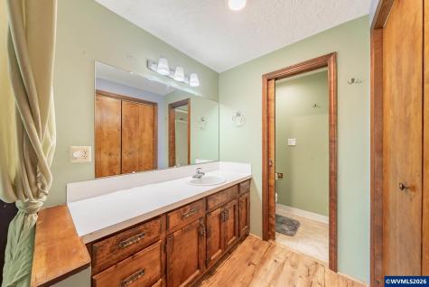 1340 Richard Court Independence OR 97351