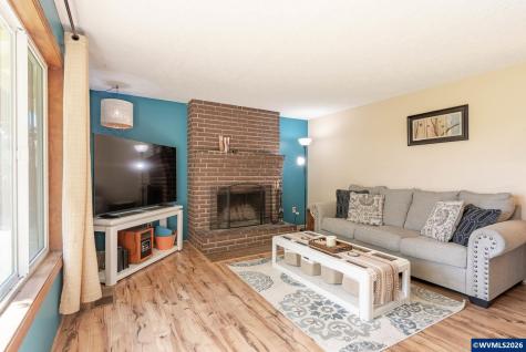 1340 Richard Court Independence OR 97351