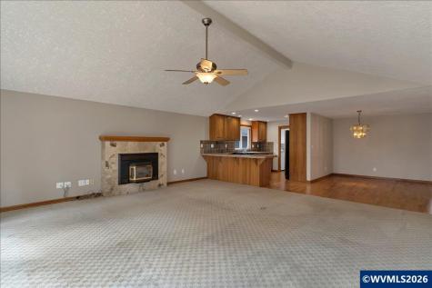 3242 Winslow Way NW Salem OR 97304