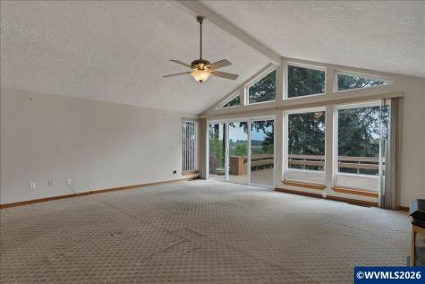 3242 Winslow Way NW Salem OR 97304