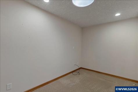 3242 Winslow Way NW Salem OR 97304