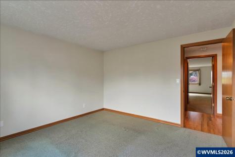 3242 Winslow Way NW Salem OR 97304
