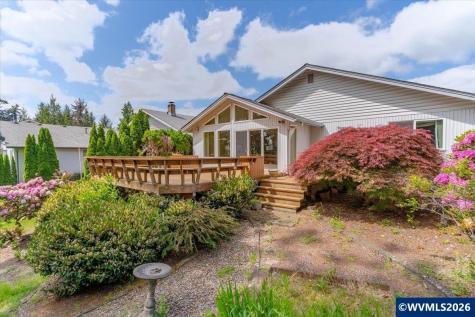 3242 Winslow Way NW Salem OR 97304