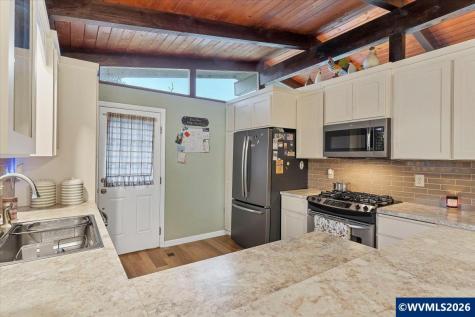 2115 37th Avenue NW Salem OR 97304