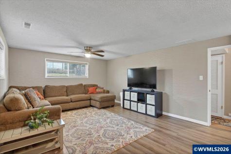 2115 37th Avenue NW Salem OR 97304