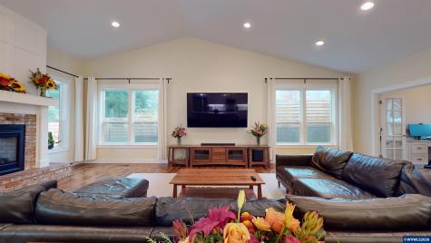 5598 Wigeon Street SE Salem OR 97306-2799