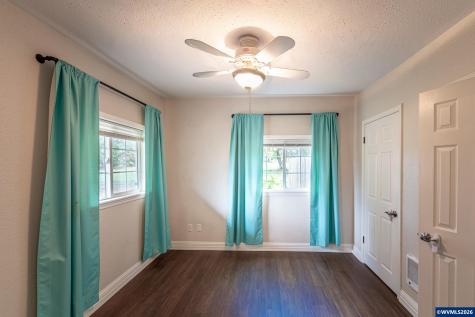 34693 Meridian Road Lebanon OR 97355-9152