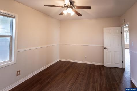 34693 Meridian Road Lebanon OR 97355-9152