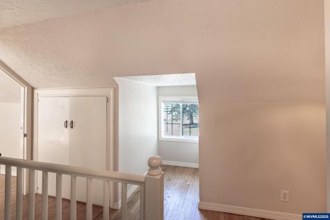 34693 Meridian Road Lebanon OR 97355-9152