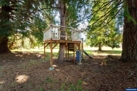 34693 Meridian Road Lebanon OR 97355-9152
