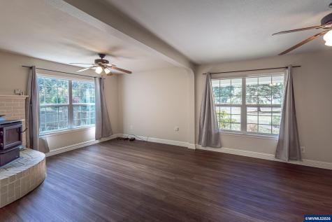 34693 Meridian Road Lebanon OR 97355-9152