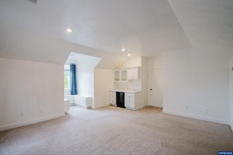 401 NE Faulconer Street Sheridan OR 97378