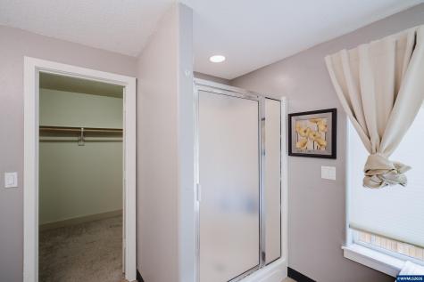 401 NE Faulconer Street Sheridan OR 97378