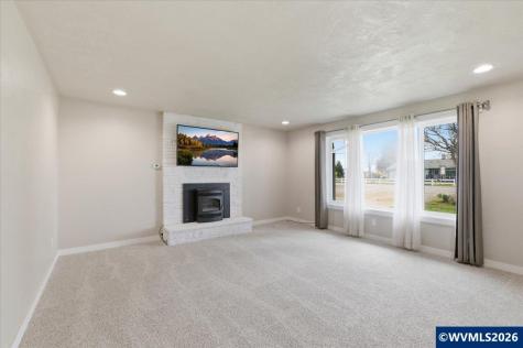 5171 Lardon Road NE Salem OR 97305
