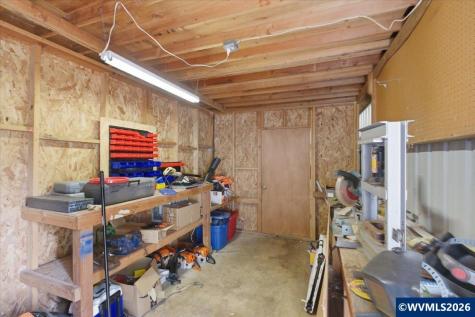 905 Mountain View Road Sweet Home OR 97386