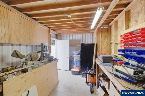 905 Mountain View Road Sweet Home OR 97386