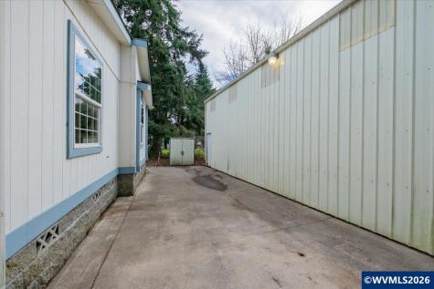 905 Mountain View Road Sweet Home OR 97386