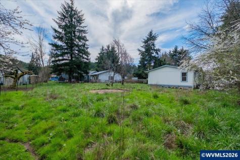 905 Mountain View Road Sweet Home OR 97386