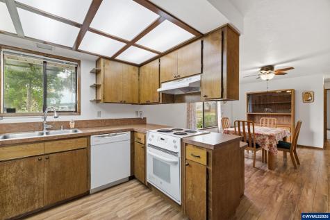 1305 Mulberry Drive Woodburn OR 97071