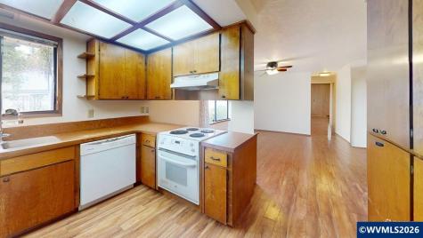1305 Mulberry Drive Woodburn OR 97071