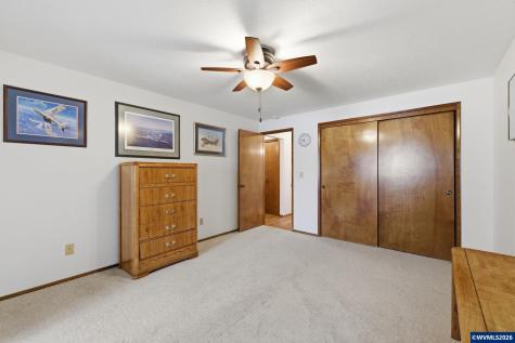 1305 Mulberry Drive Woodburn OR 97071
