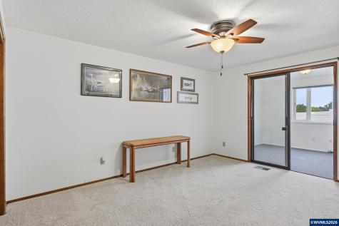 1305 Mulberry Drive Woodburn OR 97071