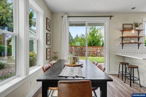 121 Four Oaks Drive Silverton OR 97381