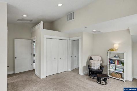 121 Four Oaks Drive Silverton OR 97381